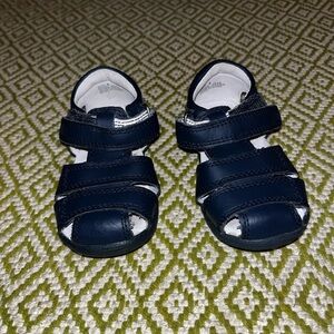 EUC Worn once L’amour closed toe Navy  sandals
